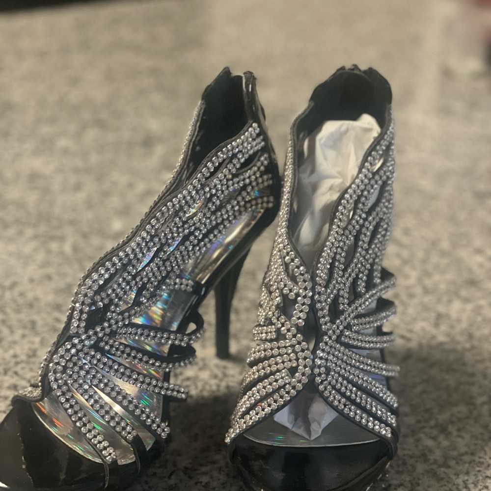 Delicacy Black and Silver Strappy Heels with Rhinestone Embellishments